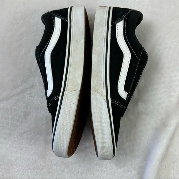 Vans Black Suede Old Skool 8 - Picture 3 of 9